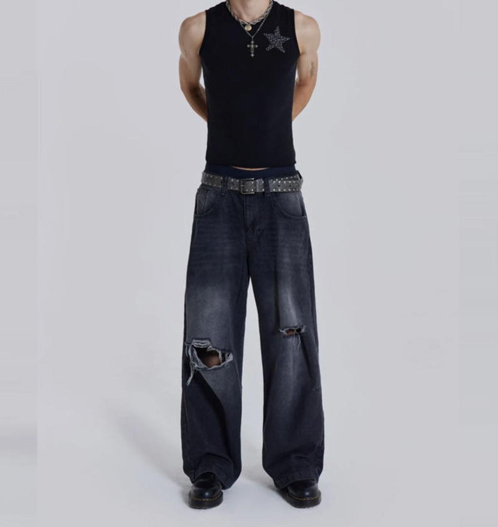 Relaxed Fit Ripped Jeans