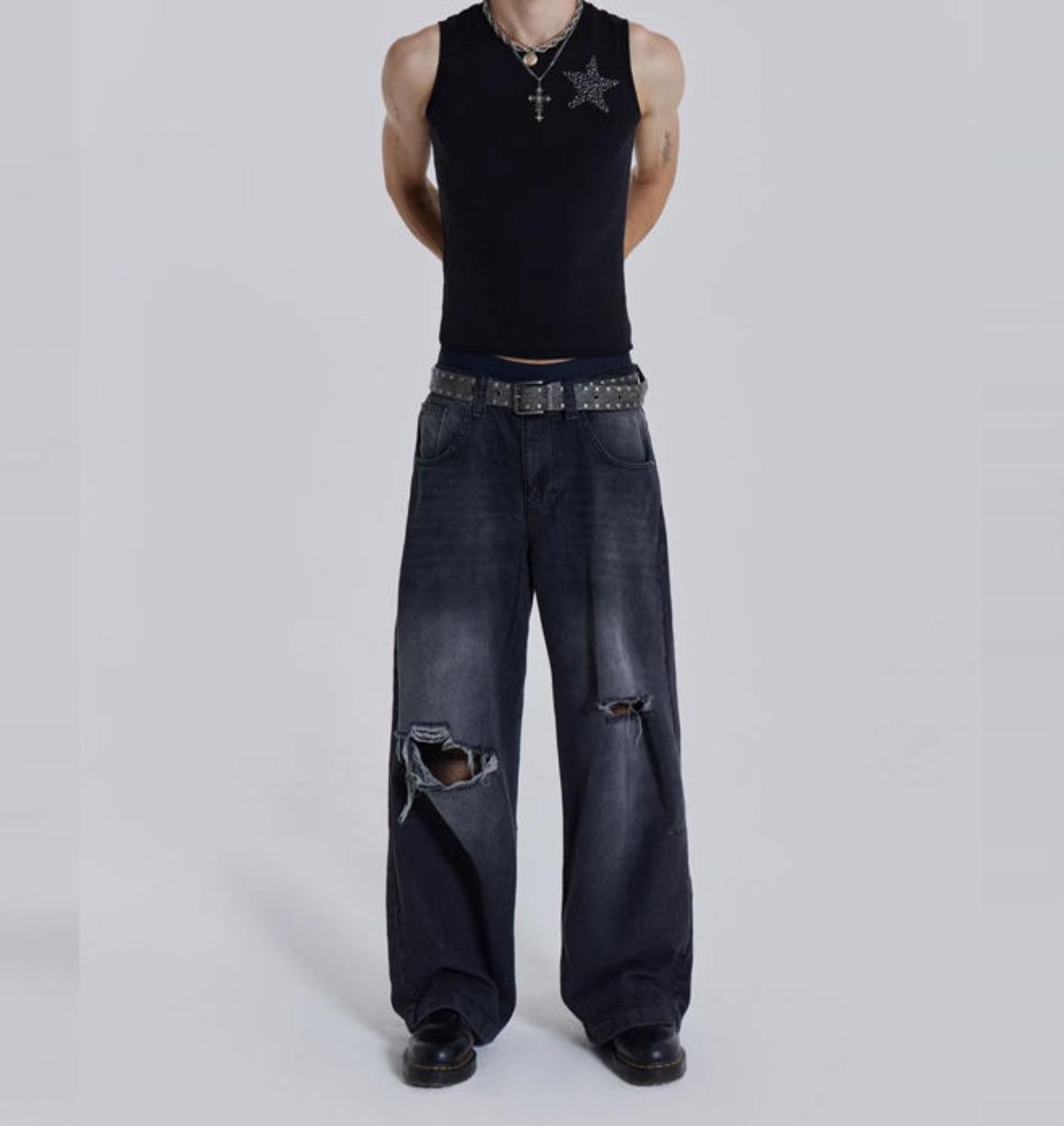 Relaxed Fit Ripped Jeans
