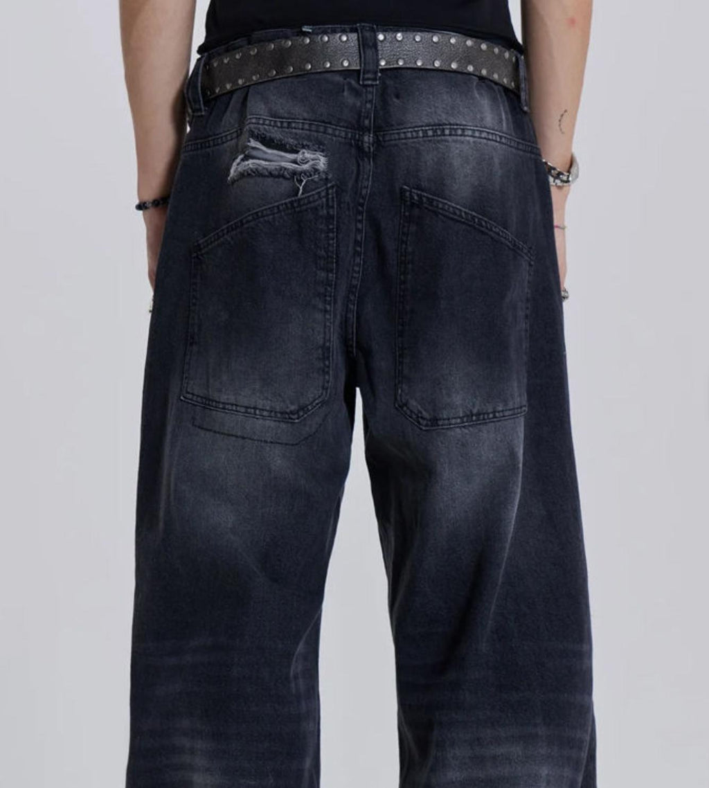 Relaxed Fit Ripped Jeans