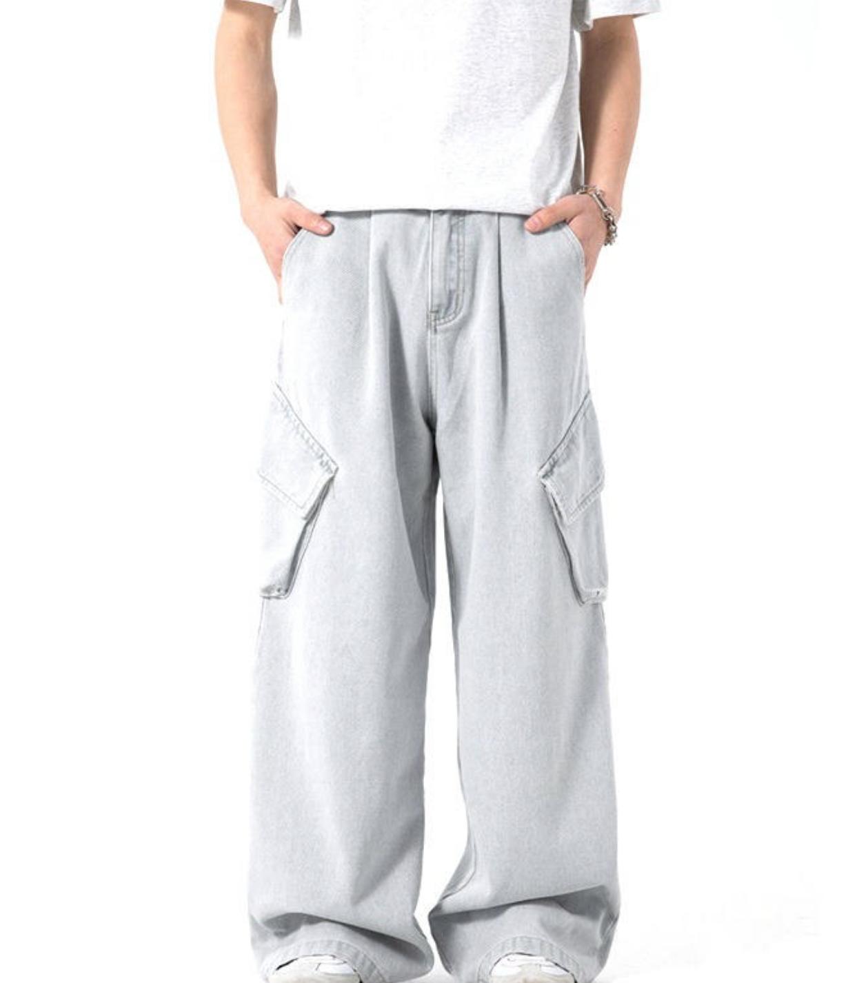 Skater Fit Cargo Jeans